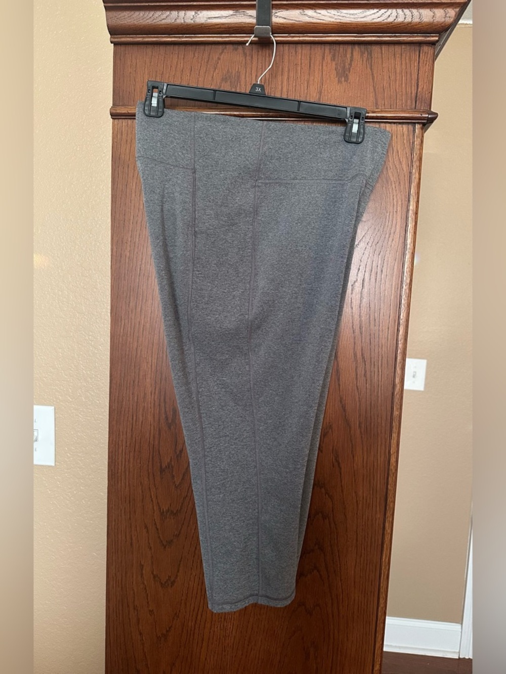 Women's Tek Gear  Gray Cropped Yoga Pants